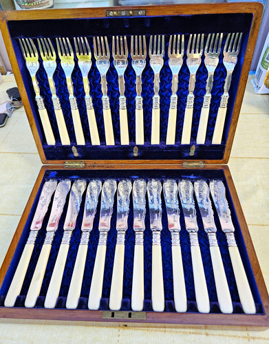 Silver cutlery set pieces - silver,