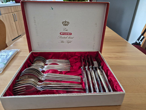 Vintage dragon cutlery - dragon, 6